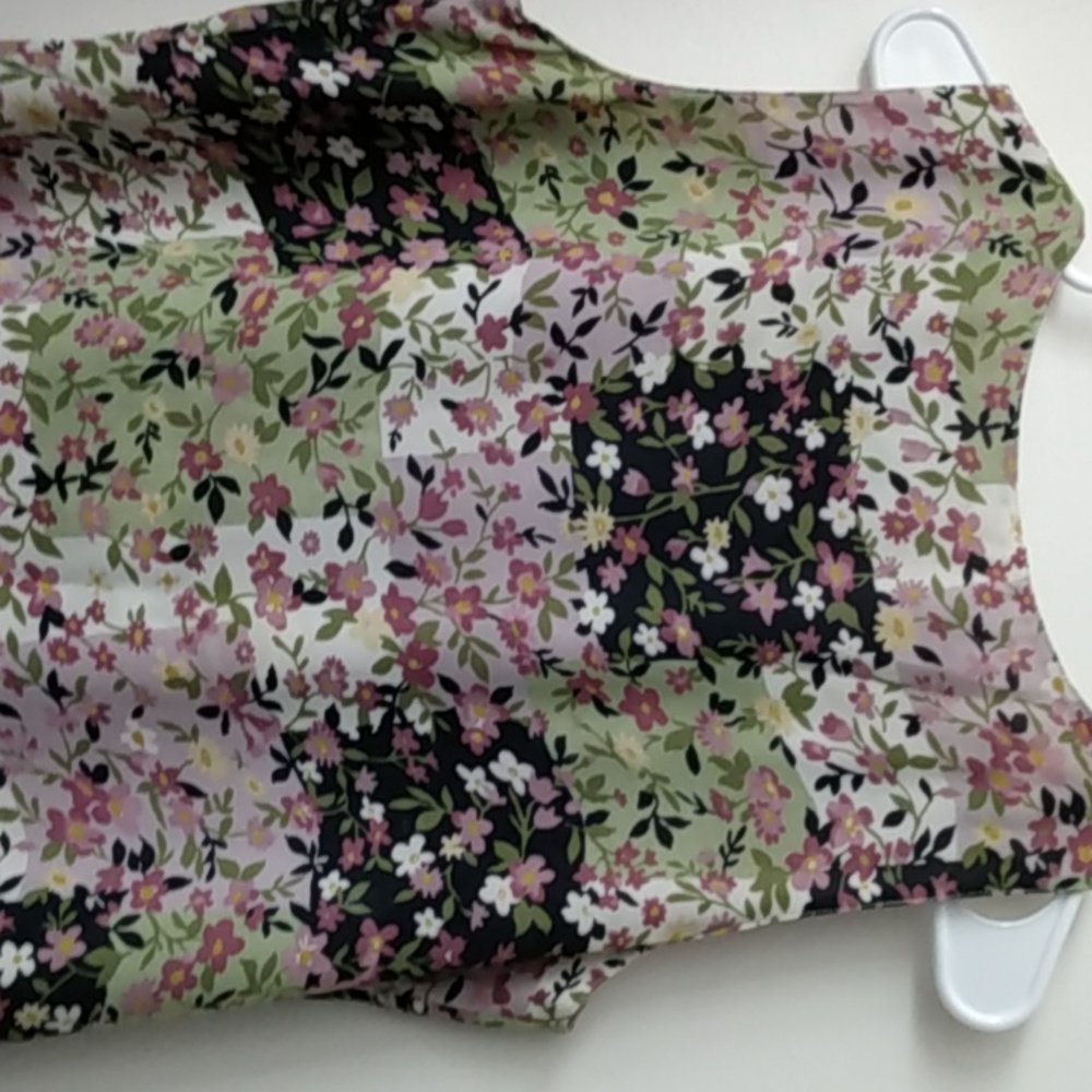 Patchwork dress size 10 petite, sleeveless, lined with a lilac floral pattern - Picture 7 of 12